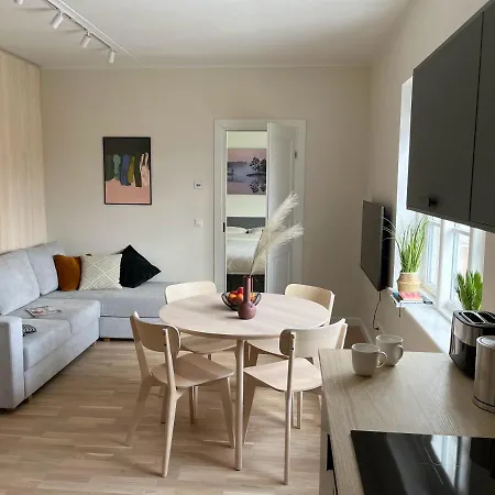 Castle Hills Apartment